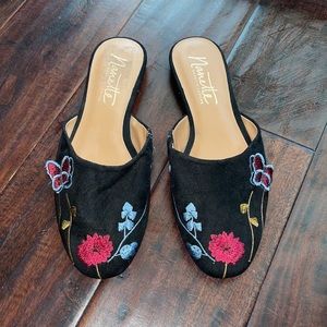 Nanette Lepore Ellie Suede Mules Embroidered Butterly Flowers Flat shoes Slip on